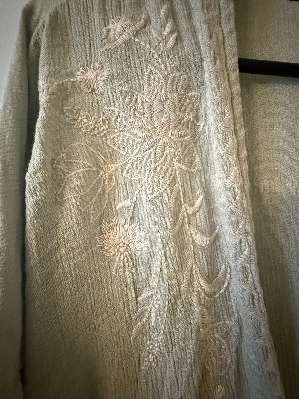 ✨$2 for $20✨ Knox Rose Sage Green Embroidered Open Front Cardigan - Picture 3 of 6